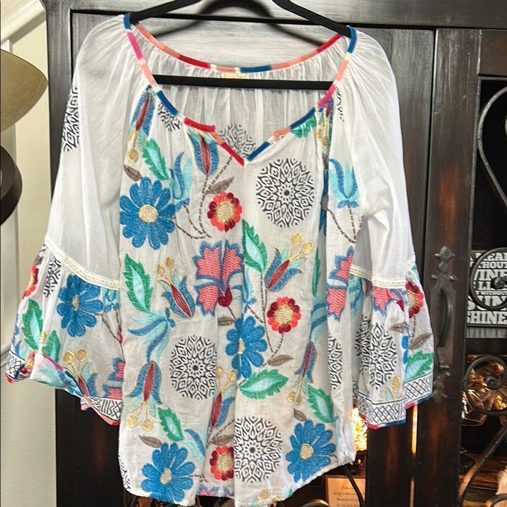 Floral Embroidered Women's Top/Lula Soul